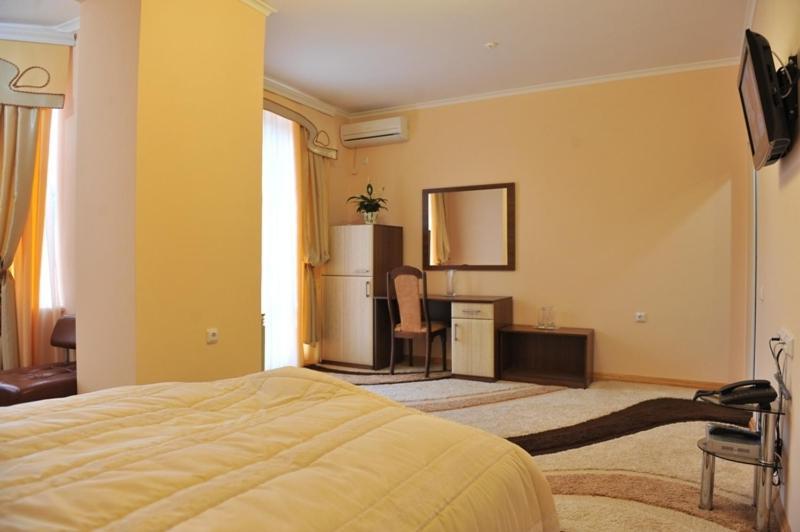 Andinna Hotel Chernivtsi Luaran gambar